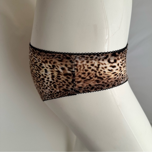 Kali and Wins animal print nylon & spandex panties - Picture 6 of 16
